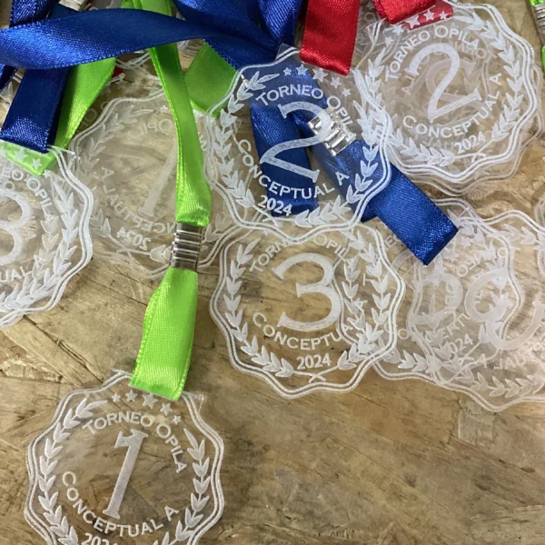 Medallas Acrílico Grabada - Imagen 17